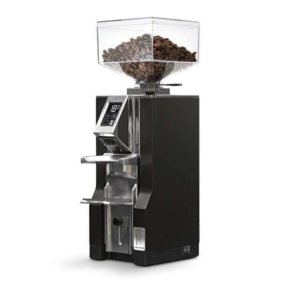 Râșniță Eureka Mignon Libra Espresso 55 GBW, culoarea negru mat, vedere 3/4